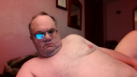 Snapshot of chrismini312 chatting on May 28, 11:51 am Chris The Jerk Off King online show from May 28, 11:51 am