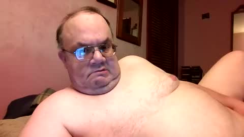 Snapshot of chrismini312 chatting on June 3, 11:32 pm Chris The Jerk Off King online show from June 3, 11:32 pm