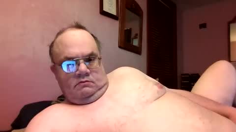 Snapshot of chrismini312 chatting on June 4, 12:00 pm Chris The Jerk Off King online show from June 4, 12:00 pm