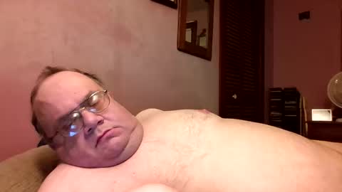 Snapshot of chrismini312 chatting on June 5, 12:50 am Chris The Jerk Off King online show from June 5, 12:50 am