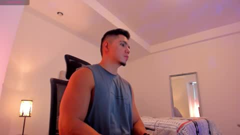 chrismorgan24 online show from February 14, 3:09 pm