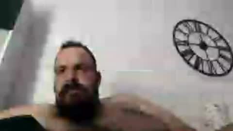 chris  ole online show from July 7, 8:02 pm
