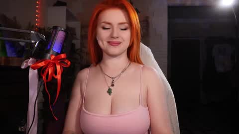Snapshot of chriss_foxx chatting on March 5, 3:40 pm chriss_foxx online show from March 5, 3:40 pm