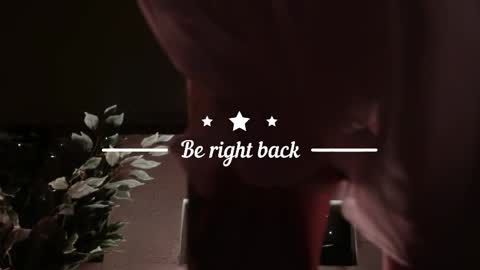 chriss_foxx online show from April 19, 3:33 pm