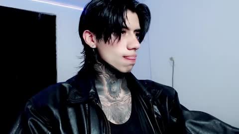 Snapshot of chriss_opp chatting on February 13, 3:03 pm CHRIS INDEPENT MODEL online show from February 13, 3:03 pm