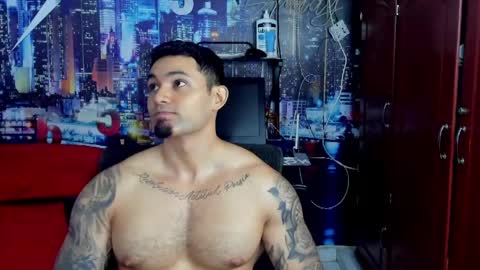 Chriss Stewart online show from May 8, 2:17 am