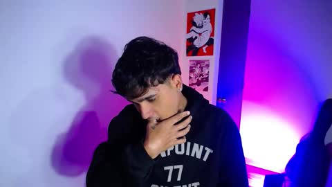 Snapshot of chriss_wg_ chatting on February 23, 12:13 pm Christian Wang online show from February 23, 12:13 pm