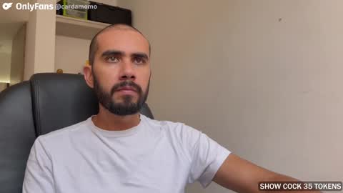 Snapshot of chrissmithin5 chatting on December 30, 3:02 pm Cardamomo online show from December 30, 3:02 pm