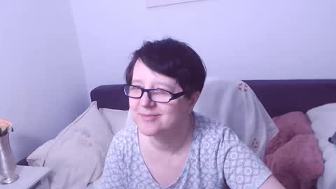 Christa online show from April 4, 7:55 pm