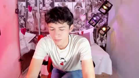 Snapshot of christian_foxx chatting on February 15, 1:31 pm Christian online show from February 15, 1:31 pm