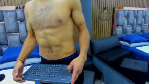 Snapshot of christian_lundgren chatting on June 23, 3:37 am Christian Lundgren online show from June 23, 3:37 am