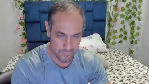 christianzecevic online show from November 9, 12:42 am