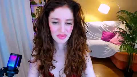 christinaconteeree online show from October 7, 1:30 pm