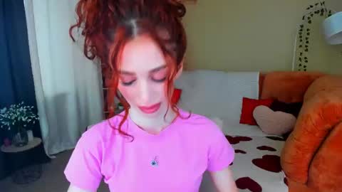 christinaconteeree online show from July 9, 11:14 am