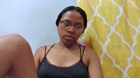 christinah262488 online show from March 18, 11:02 am