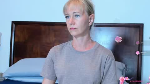 Christine -  online show from January 7, 7:17 pm