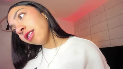 Snapshot of christine_harper chatting on September 16, 11:55 am Christine online show from September 16, 11:55 am