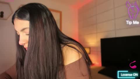 Snapshot of christine_harper chatting on September 27, 12:10 pm Christine online show from September 27, 12:10 pm