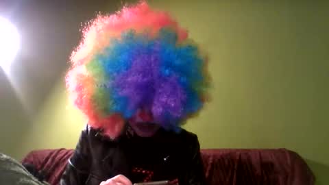 Chris online show from November 1, 4:25 am