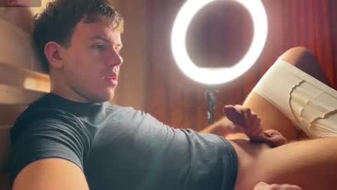 Christopher online show from February 27, 6:46 am