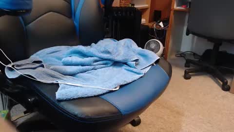 Snapshot of christracey chatting on May 11, 4:04 pm ChrisTracey online show from May 11, 4:04 pm