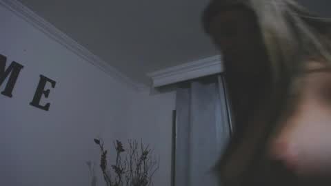 Christy Diaz online show from May 16, 12:07 am
