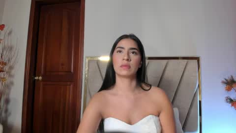 Snapshot of christy_seaa chatting on April 21, 12:11 pm Christy online show from April 21, 12:11 pm