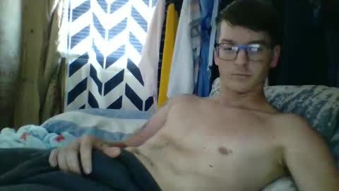 Snapshot of chrisvibess chatting on April 25, 1:41 pm chrisvibess online show from April 25, 1:41 pm