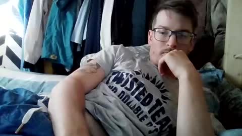 Snapshot of chrisvibess chatting on June 7, 12:53 pm chrisvibess online show from June 7, 12:53 pm