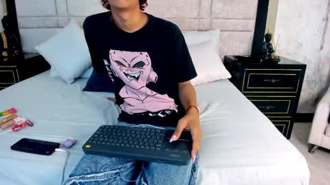 Chris online show from March 31, 2:24 am