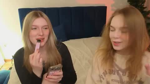 EvaBlonde TayaBrunette EliieBlack hair online show from February 1, 9:19 am