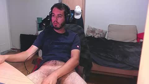 Snapshot of chromefox123 chatting on November 30, 6:17 am Chromefox123 online show from November 30, 6:17 am