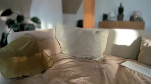 ChrisBang online show from April 16, 5:14 pm