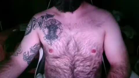 Snapshot of chub_bear_99 chatting on May 10, 11:10 pm chub bear 99 online show from May 10, 11:10 pm