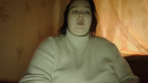 Snapshot of chubby__katie_ chatting on December 9, 11:15 am Kat online show from December 9, 11:15 am