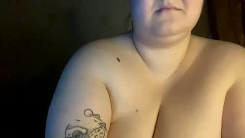 Snapshot of chubby__katie_ chatting on February 5, 2:40 am Kat online show from February 5, 2:40 am