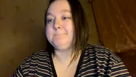 Snapshot of chubby__katie_ chatting on February 7, 2:19 am Kat online show from February 7, 2:19 am