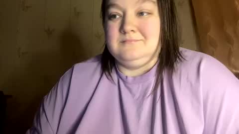 Snapshot of chubby__katie_ chatting on February 17, 3:31 pm Kat online show from February 17, 3:31 pm