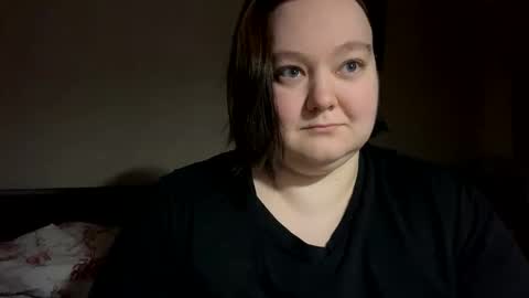 Snapshot of chubby__katie_ chatting on October 26, 3:51 pm Kat online show from October 26, 3:51 pm