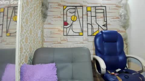 Snapshot of chubby_girls23_aws chatting on December 15, 2:05 pm Lily white girl and Emily brunette girl online show from December 15, 2:05 pm