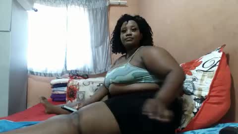 chubbybunnsv online show from February 5, 7:13 am