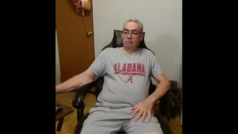 chubbyguy00054 online show from February 16, 5:37 am