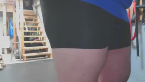 Snapshot of chubbytuna chatting on December 16, 6:27 pm Chubbypumper online show from December 16, 6:27 pm