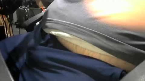 Snapshot of chubbyuncut5 chatting on February 17, 2:30 am chubbyuncut5 online show from February 17, 2:30 am