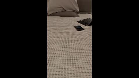 AstorYvr online show from March 5, 5:58 am