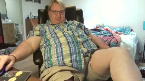 Wren online show from April 5, 10:51 pm