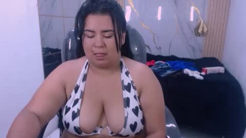 paula online show from October 12, 3:16 am