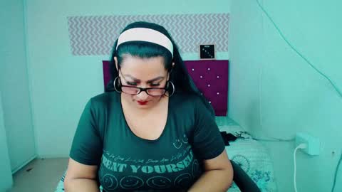 Snapshot of chubymature_ chatting on January 4, 1:10 pm Lulu online show from January 4, 1:10 pm