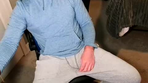 Snapshot of chuck0781 chatting on November 7, 9:48 pm chuck online show from November 7, 9:48 pm