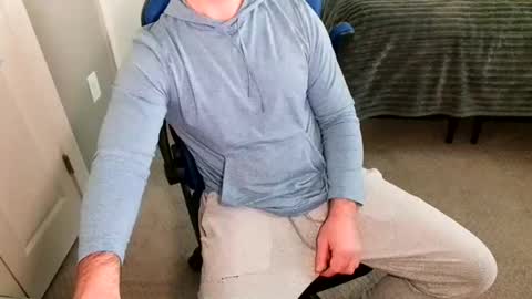 Snapshot of chuck0781 chatting on November 23, 5:35 pm chuck online show from November 23, 5:35 pm